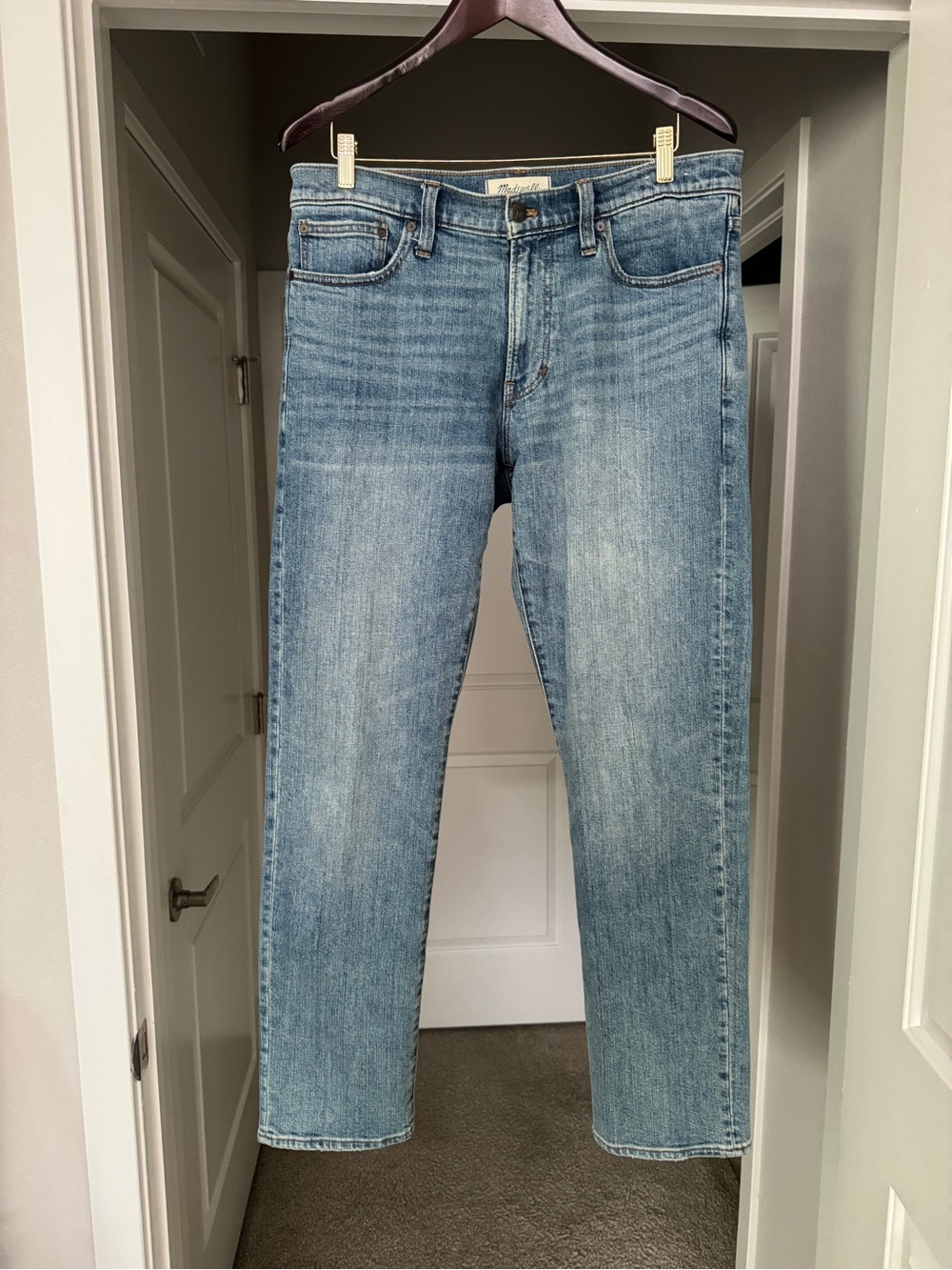 Madewell Men's Slim Straight Jeans in Light Blue Wash 32x32